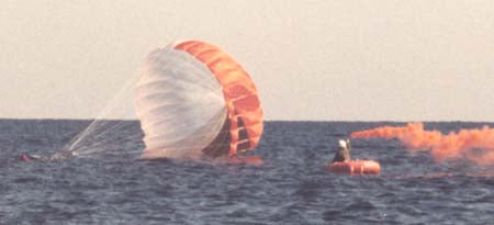 PARA-RAFT™ - Back Chutes - Life Support International, Inc.