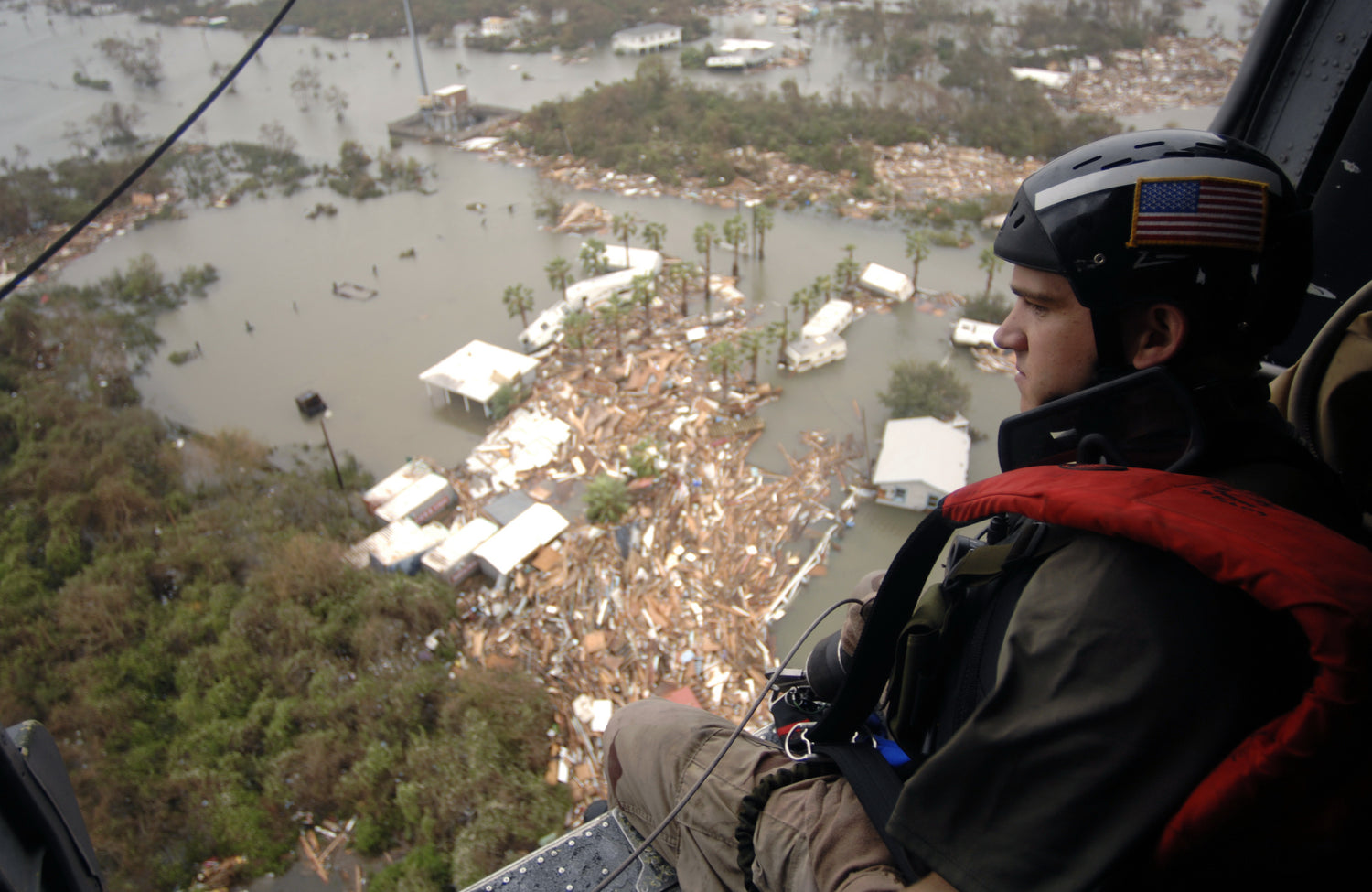 SAR Kit, Aircrew Over-Land - Search & Rescue Kits - Life Support International, Inc.